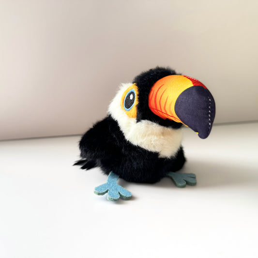 lying Chirpy Bird Toy – Interactive Moving Pet Toy (4 Types) 🐤🕊️