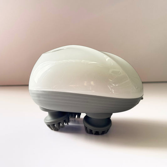 Purr & Paw Relaxer™ — 4-Head Pet Massager (White-Gray) 🐱🐶💆‍♀️