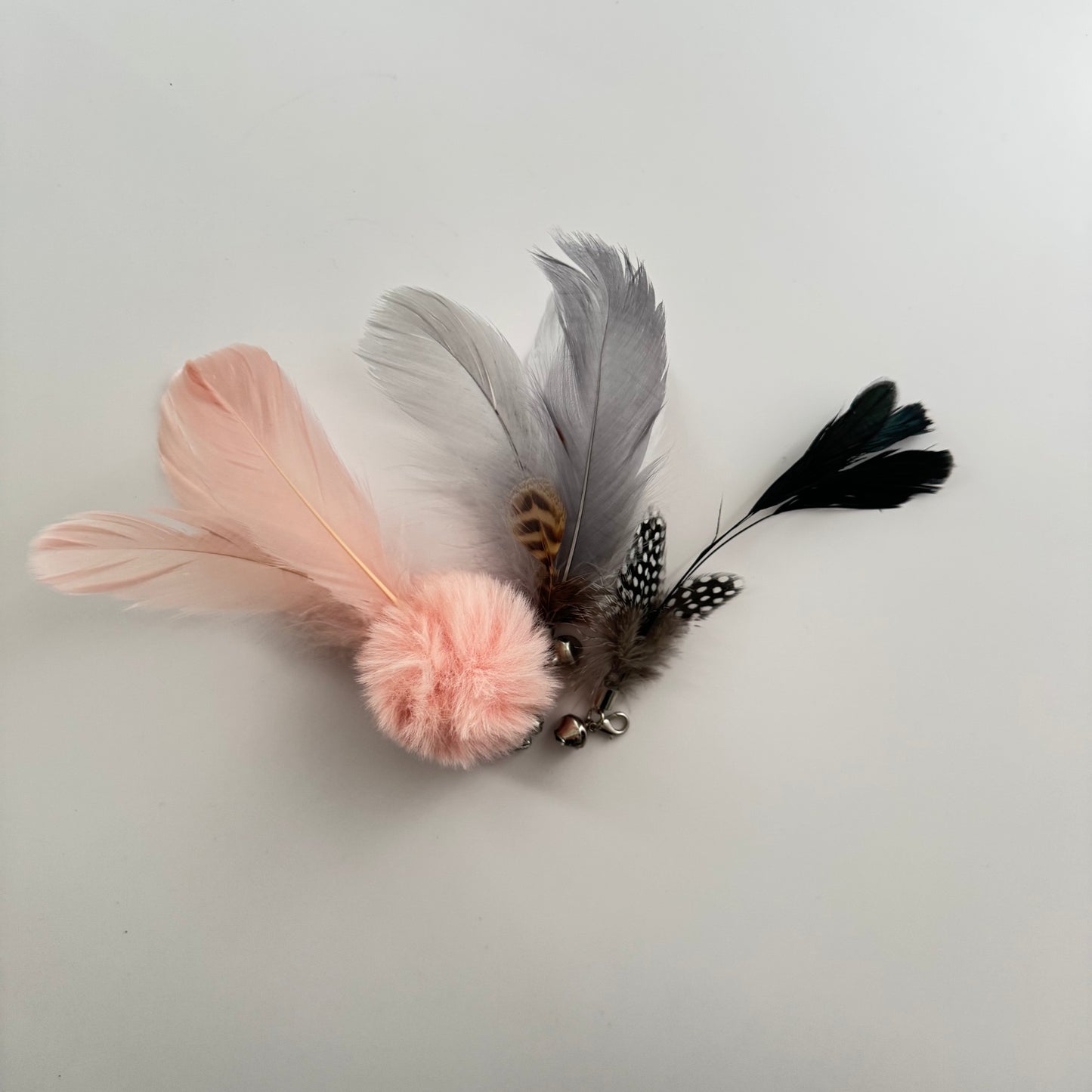 🐾 Feather with Bell for Cat Wand Toy (5 Colors) 🎀