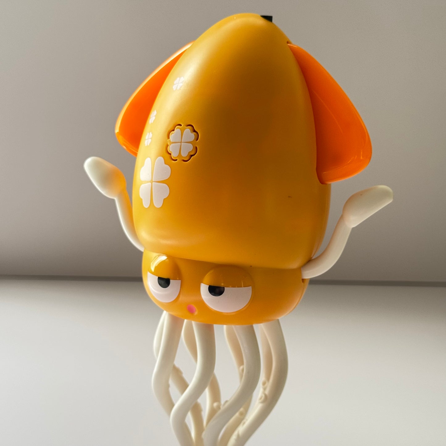 Electric Dancing Squid Toy – Interactive Light & Sound USB Rechargeable 🦑🎶